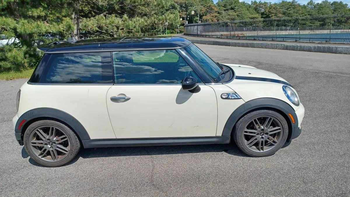 2011 Mini Mini 2nd Gen - Image 3 of 18