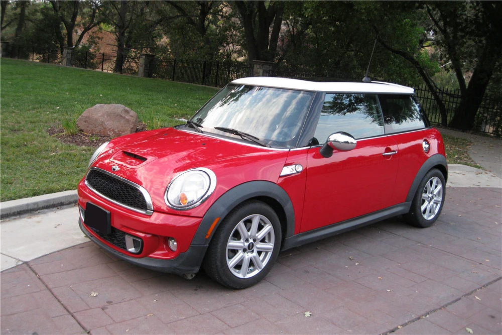 2011 Mini Mini 2nd Gen - Image 2 of 5