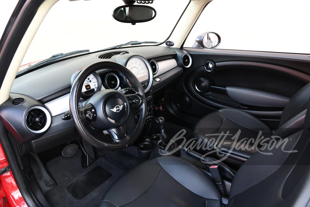 2011 Mini Mini 2nd Gen - Image 4 of 5