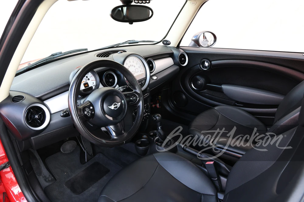 2011 Mini Mini 2nd Gen - Image 4 of 5