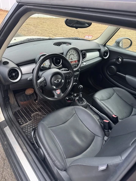 2011 Mini Clubman 1st Gen - Image 2 of 10