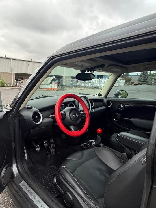 2011 Mini Clubman 1st Gen - Image 7 of 17