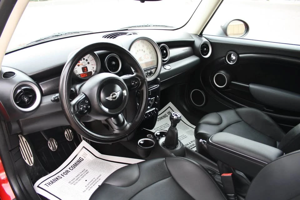 2011 Mini Clubman 1st Gen - Image 17 of 20