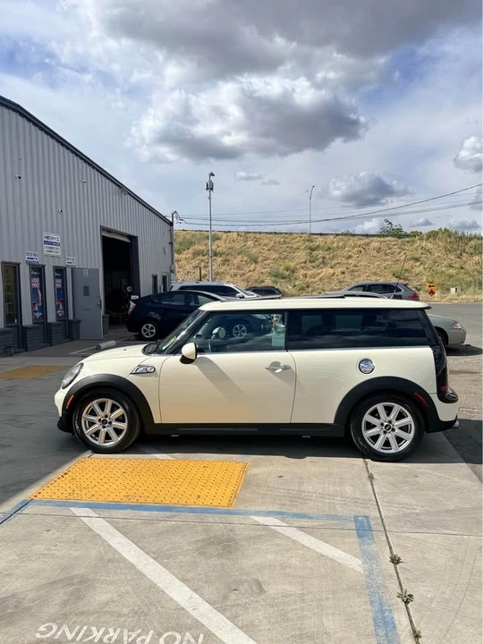 2011 Mini Clubman 1st Gen - Image 8 of 18