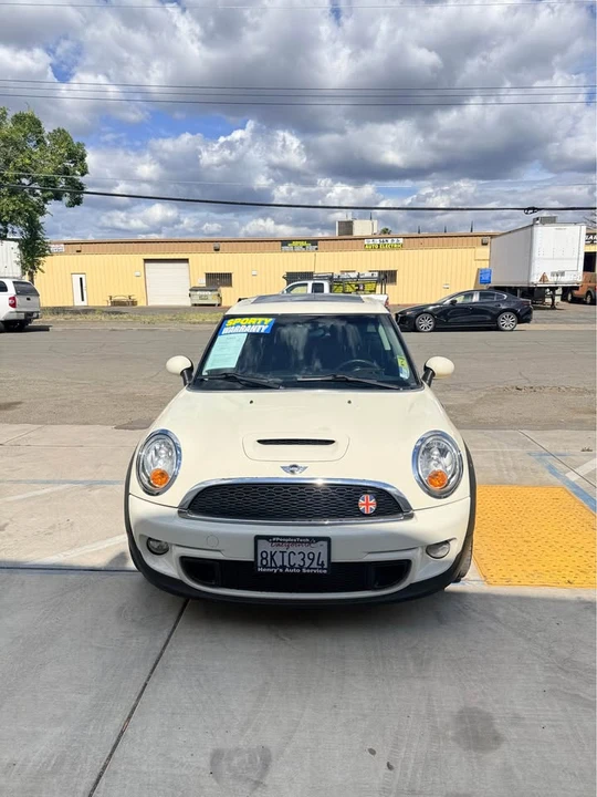 2011 Mini Clubman 1st Gen - Image 2 of 18