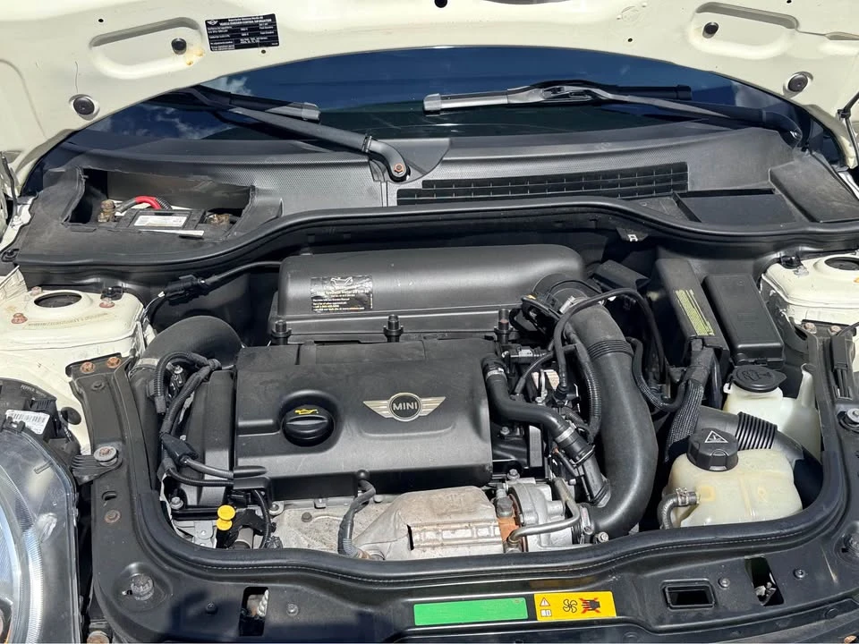 2011 Mini Clubman 1st Gen - Image 17 of 18