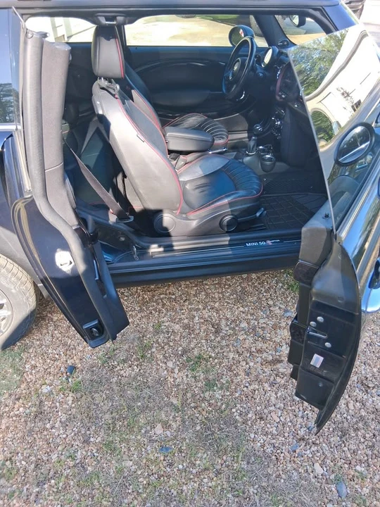 2011 Mini Clubman 1st Gen - Image 16 of 18
