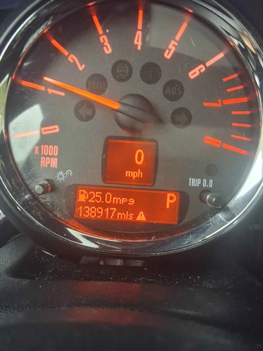 2011 Mini Clubman 1st Gen - Image 17 of 18