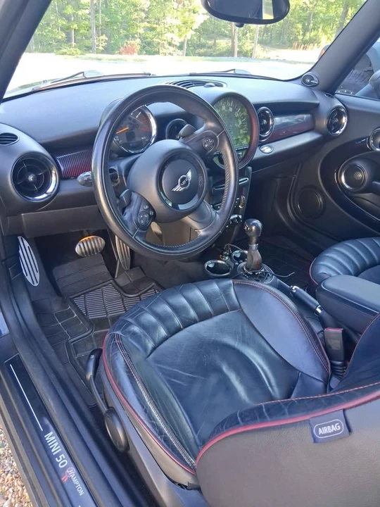 2011 Mini Clubman 1st Gen - Image 9 of 18