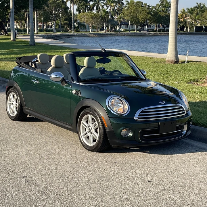 2011 Mini Mini 2nd Gen - Image 2 of 12