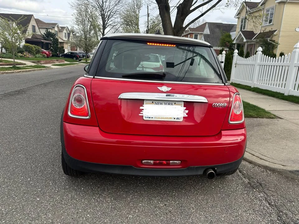 2011 Mini Mini 2nd Gen - Image 4 of 4