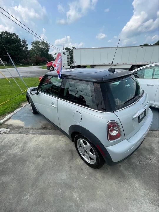 2011 Mini Mini 2nd Gen - Image 4 of 12