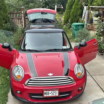 2011 MINI Cooper Hatchback 2D