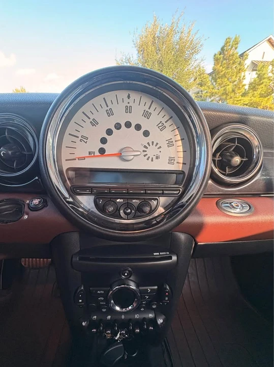 2011 Mini Mini 2nd Gen - Image 12 of 17