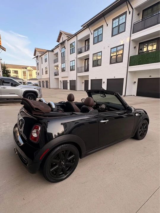 2011 Mini Mini 2nd Gen - Image 16 of 17