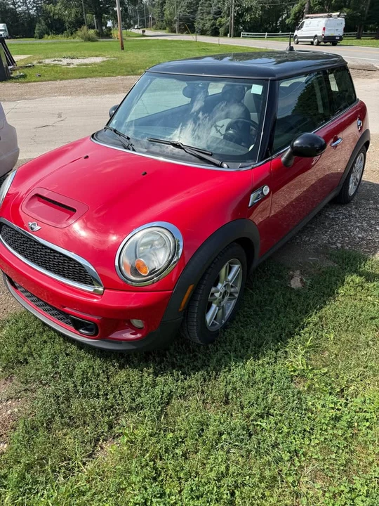 2011 Mini Mini 2nd Gen - Image 3 of 5