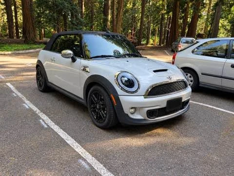 2011 Mini Mini 2nd Gen - Image 2 of 5