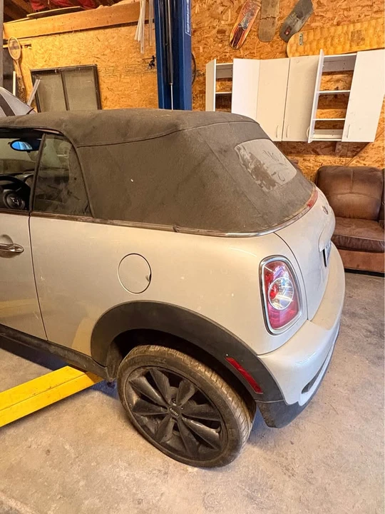 2011 Mini Mini 2nd Gen - Image 2 of 10