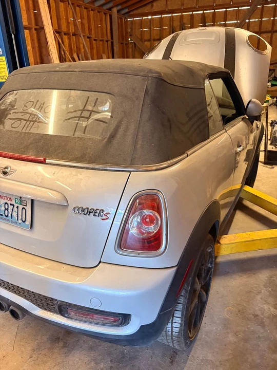 2011 Mini Mini 2nd Gen - Image 3 of 10