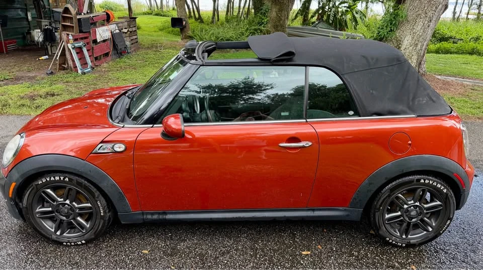 2011 Mini Mini 2nd Gen - Image 5 of 11