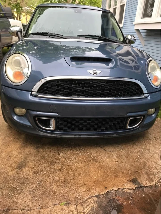 2011 Mini Mini 2nd Gen - Image 2 of 10