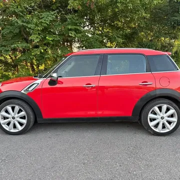 2011 MINI Cooper Cooper S Hatchback 2D
