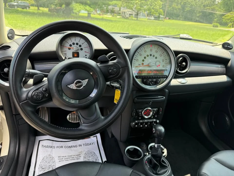 2011 Mini Mini 2nd Gen - Image 5 of 18