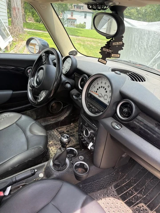 2011 Mini Mini 2nd Gen - Image 6 of 8