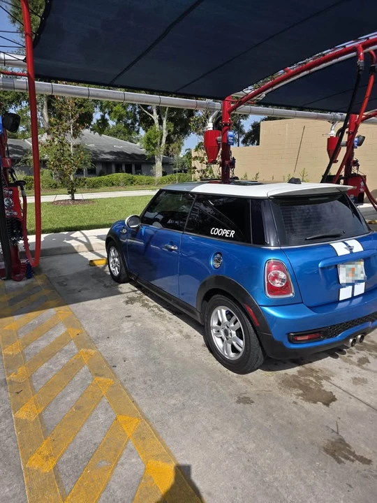 2011 Mini Mini 2nd Gen - Image 5 of 7