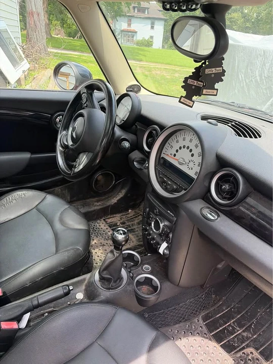 2011 Mini Mini 2nd Gen - Image 8 of 8