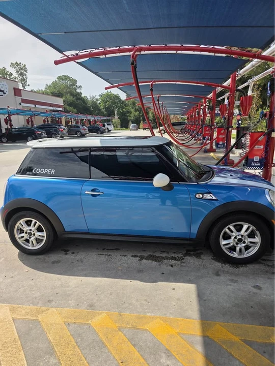 2011 Mini Mini 2nd Gen - Image 2 of 7
