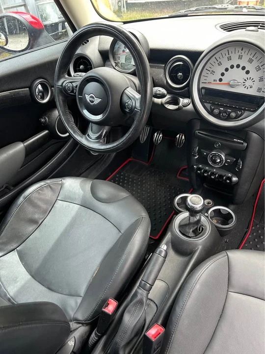2011 Mini Mini 2nd Gen - Image 4 of 15