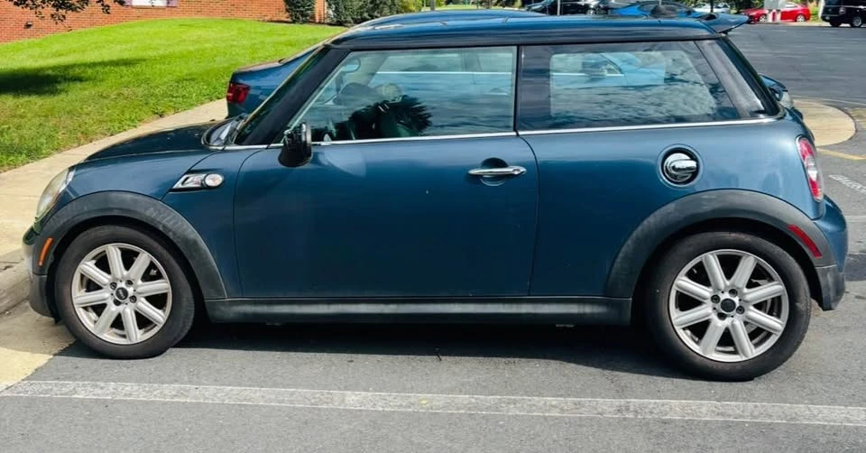 2011 Mini Mini 2nd Gen - Image 4 of 11