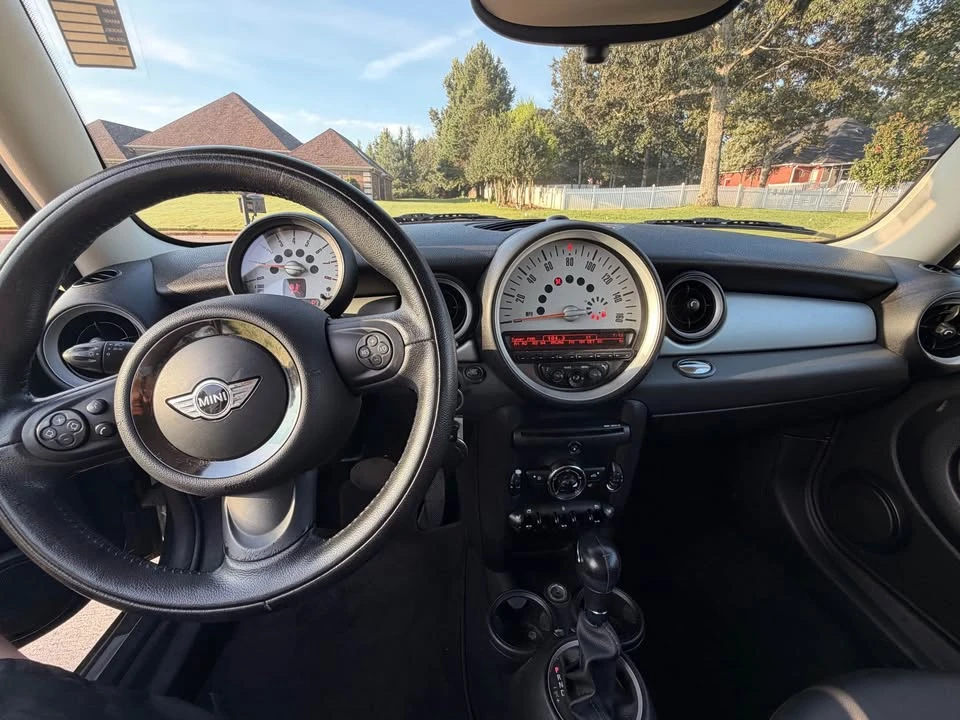 2011 Mini Mini 2nd Gen - Image 11 of 11