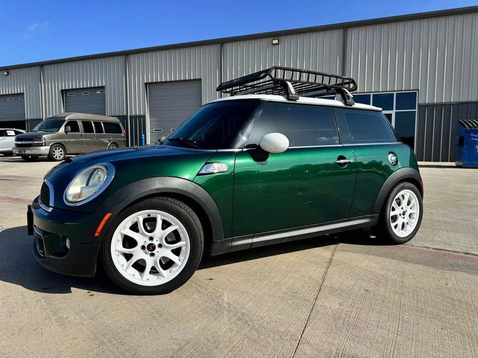 2011 Mini Mini 2nd Gen - Image 2 of 10