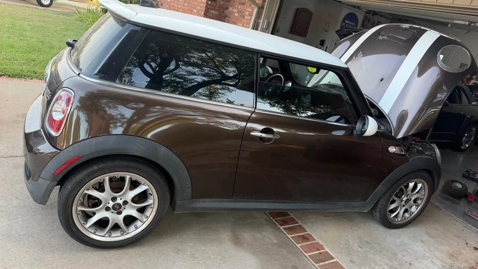 2011 Mini Mini 2nd Gen - Image 3 of 9
