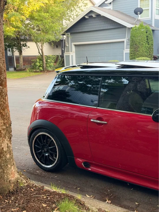 2011 Mini Mini 2nd Gen - Image 3 of 8