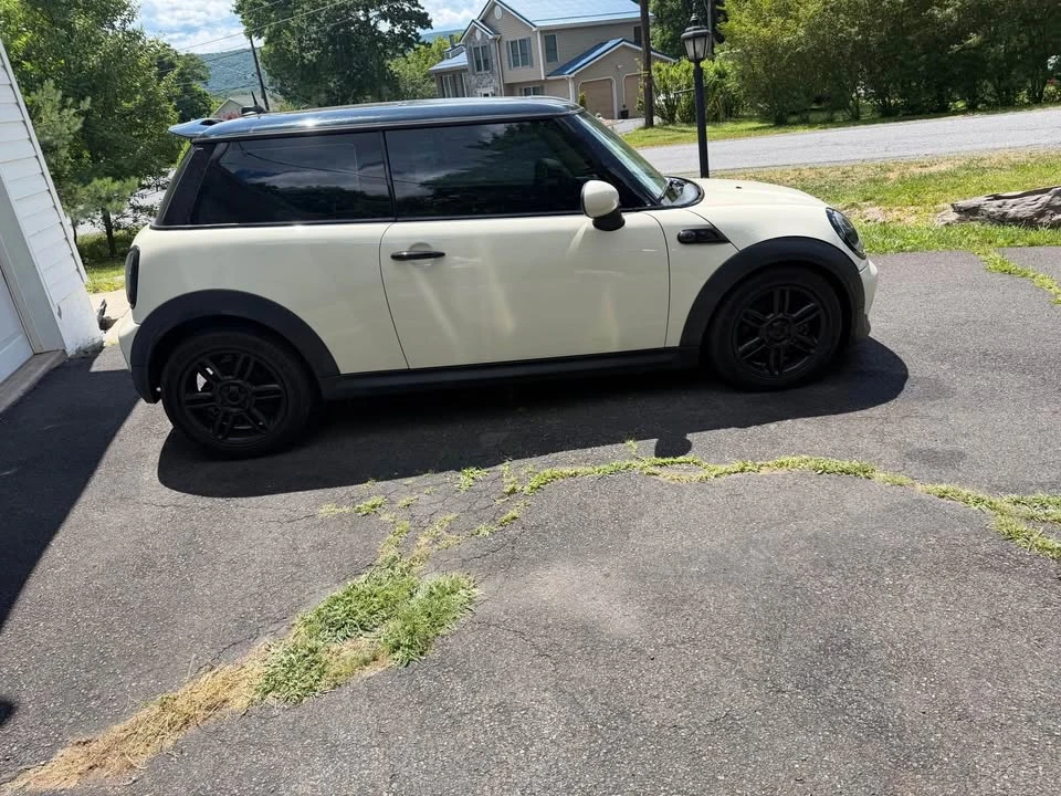 2011 Mini Mini 2nd Gen - Image 13 of 13
