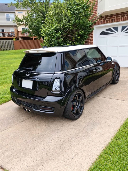 2011 Mini Mini 2nd Gen - Image 4 of 8