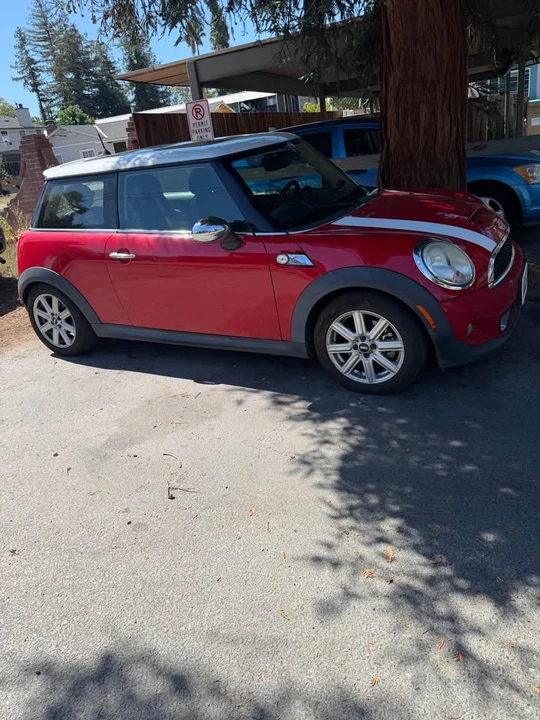 2011 Mini Mini 2nd Gen - Image 3 of 8