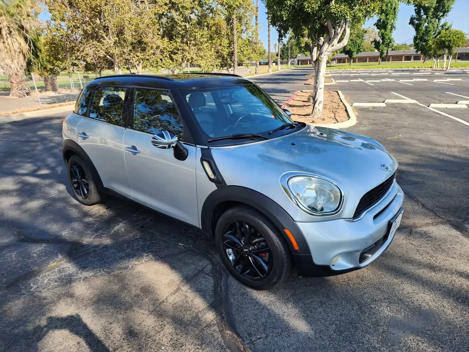 2011 Mini Mini 2nd Gen - Image 3 of 8