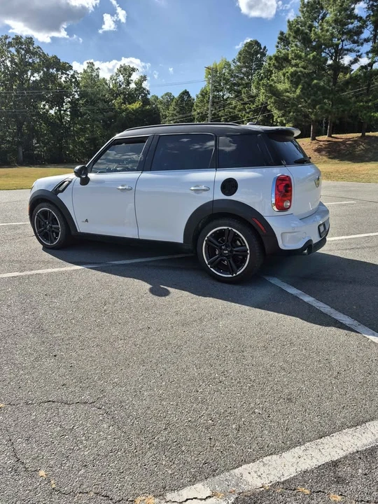 2011 Mini Mini 2nd Gen - Image 3 of 11