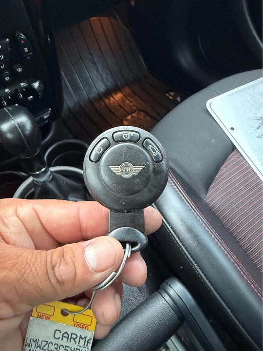 2011 Mini Mini 2nd Gen - Image 15 of 16