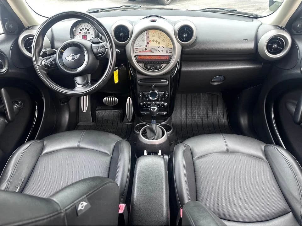 2011 Mini Mini 2nd Gen - Image 12 of 13