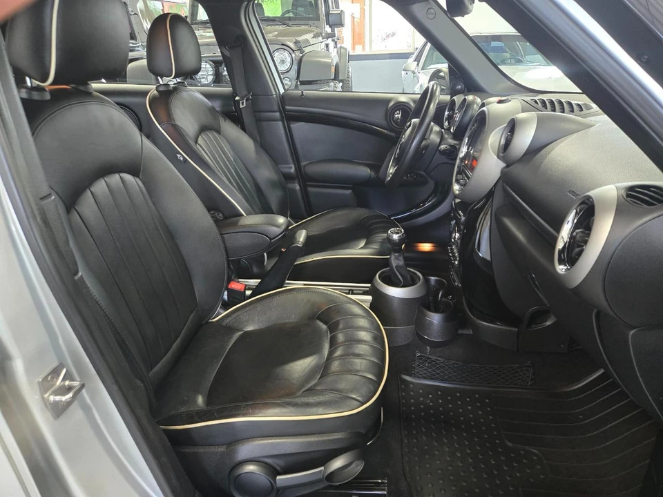2011 Mini Countryman 1st Gen - Image 12 of 17