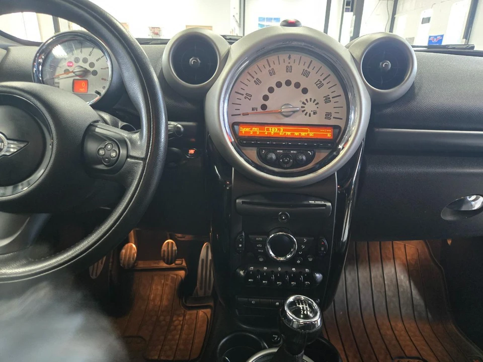 2011 Mini Countryman 1st Gen - Image 13 of 17