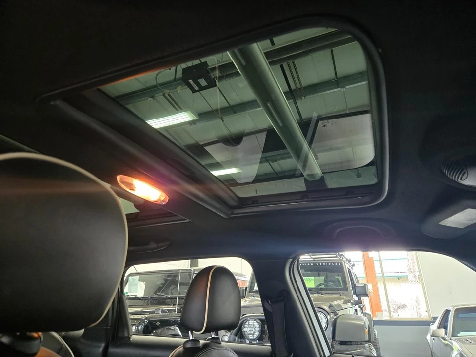 2011 Mini Countryman 1st Gen - Image 14 of 17