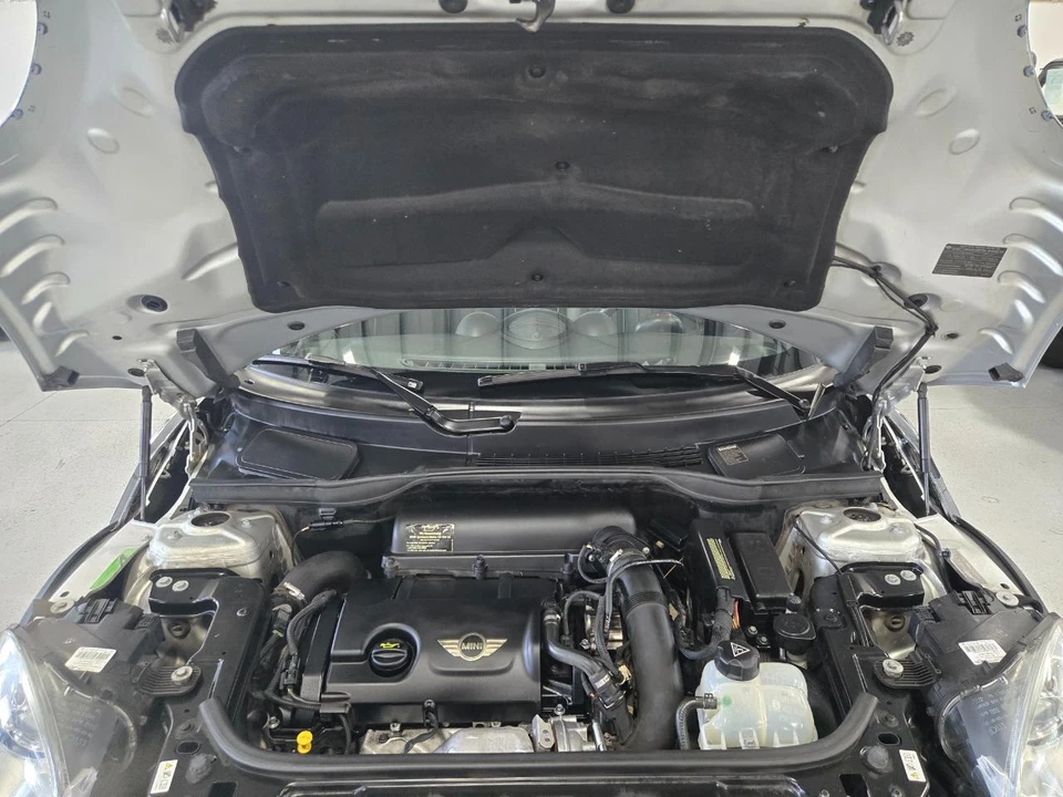 2011 Mini Countryman 1st Gen - Image 16 of 17