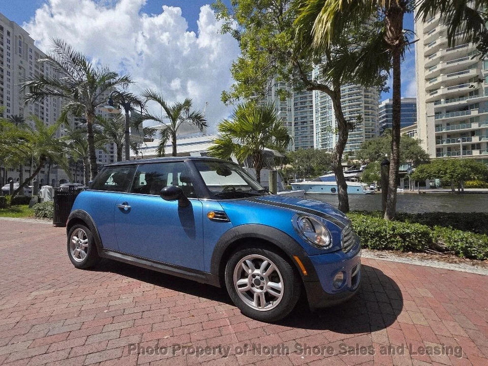 2011 Mini Mini 2nd Gen - Image 2 of 12
