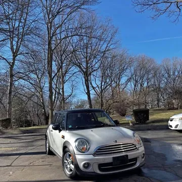 2011 MINI Cooper Hatchback 2D
